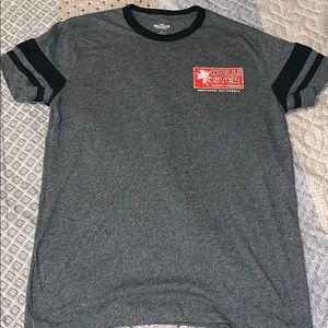 Hollister T-shirt